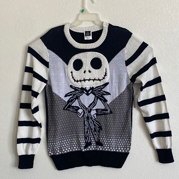 DISNEY TIM BURTON’S The Nightmare Before Christmas Women’s Sweater Size M NWT - Picture 1 of 8